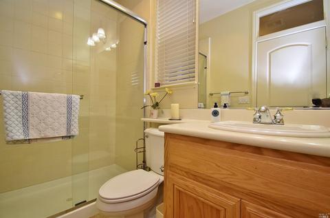 9098 Cambridge Cir, Vallejo, CA 94591 photo 12