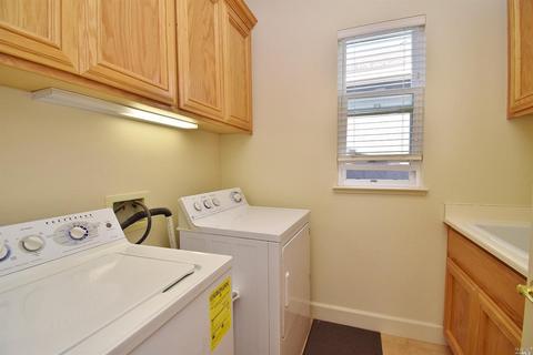 9098 Cambridge Cir, Vallejo, CA 94591 photo 23