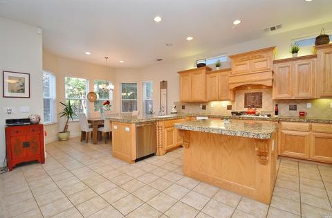 9098 Cambridge Cir, Vallejo, CA 94591 photo 9
