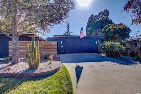 1245 Del Mar Ave, Vallejo, CA 94589 photo 2