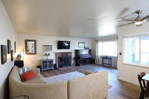 2149 Delpha Dr, Napa, CA 94558 photo 2