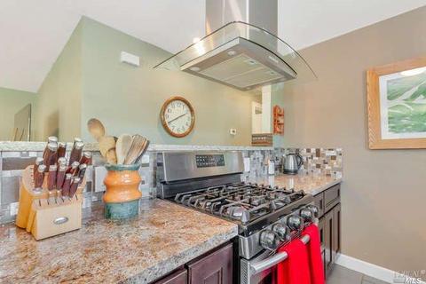 1015 Taylor Ave, Vallejo, CA 94591 photo 13