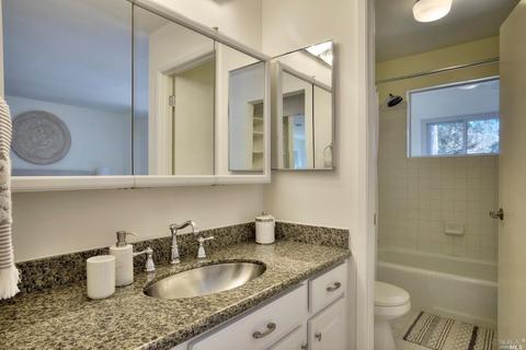 67 Lincoln Dr, Sausalito, CA 94965 photo 19