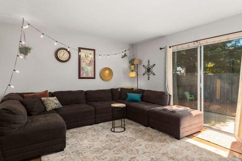 625 Wilford Cir, Cotati, CA 94931 photo 9