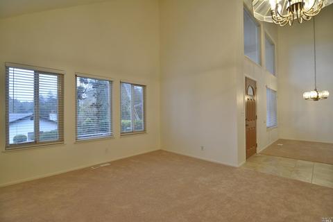 101 Skyline Ct, Vallejo, CA 94591 photo 5