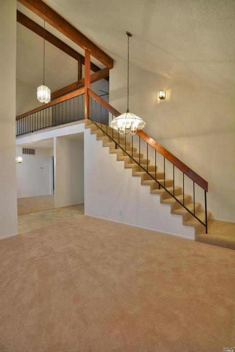 101 Skyline Ct, Vallejo, CA 94591 photo 8