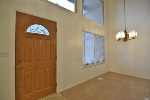 101 Skyline Ct, Vallejo, CA 94591 photo 6