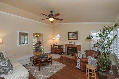 190 Valencia Way, Windsor, CA 95492 photo 5