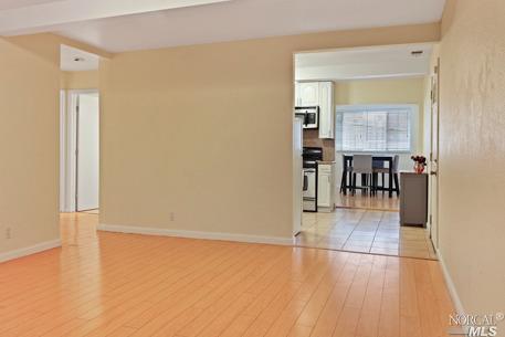 859 Palou St, Vallejo, CA 94591 photo 6