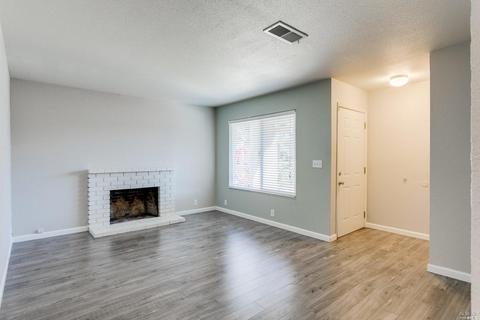2325 Baltic Ct, Fairfield, CA 94533 photo 4