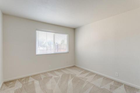 2325 Baltic Ct, Fairfield, CA 94533 photo 11