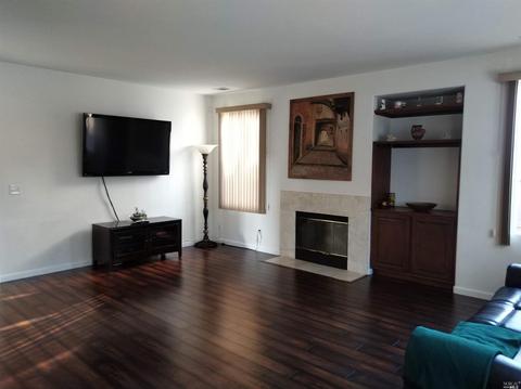 6832 Sunriver Ln, Vallejo, CA 94591 photo 12