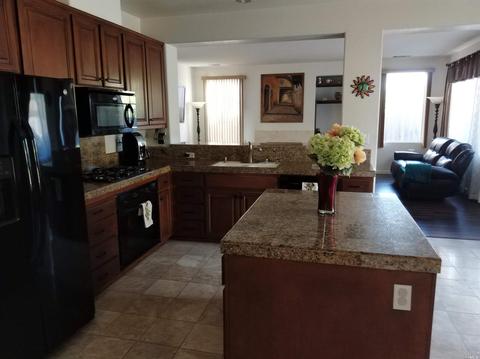 6832 Sunriver Ln, Vallejo, CA 94591 photo 4