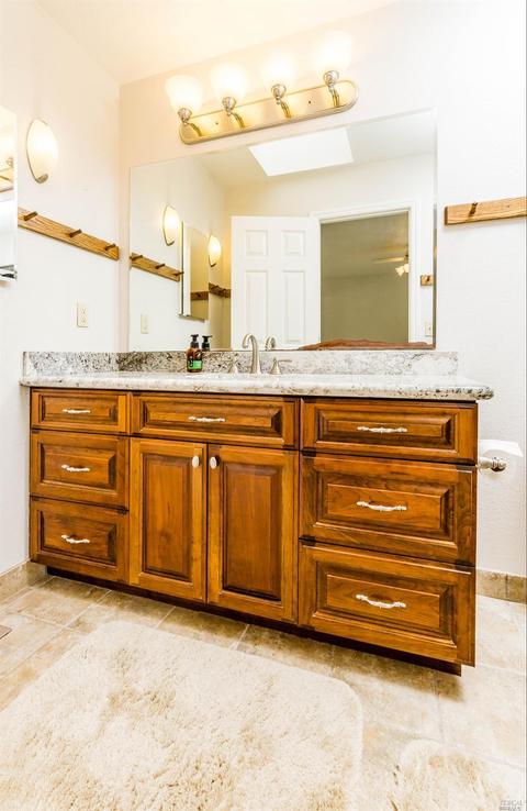 591 Chablis Ct, Ukiah, CA 95482 photo 11
