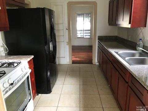 1001 Atherton St, Vallejo, CA 94590 photo 4