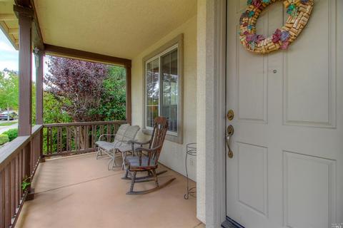 524 Cork St, Windsor, CA 95492 photo 3