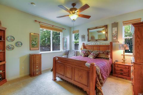 524 Cork St, Windsor, CA 95492 photo 16
