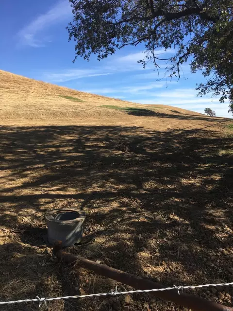 0 Mankas, Fairfield, CA 94534 photo 4