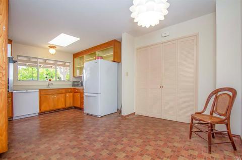 575 Montecillo Rd, San Rafael, CA 94903 photo 7