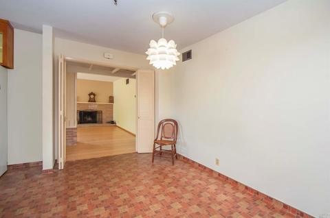 575 Montecillo Rd, San Rafael, CA 94903 photo 6