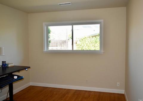 1453 Cambridge St, Novato, CA 94947 photo 10