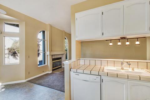 730 Natalie Dr, Windsor, CA 95492 photo 12