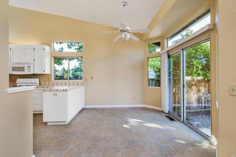 730 Natalie Dr, Windsor, CA 95492 photo 10