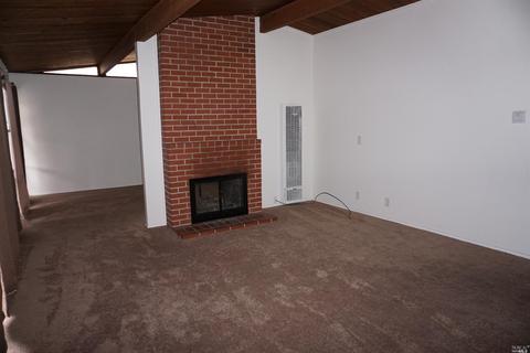 124 University Ave, Vallejo, CA 94591 photo 12