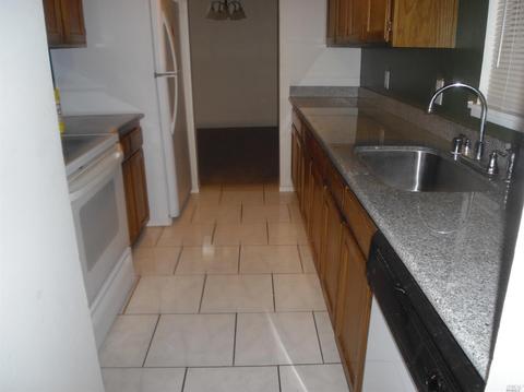 124 University Ave, Vallejo, CA 94591 photo 4