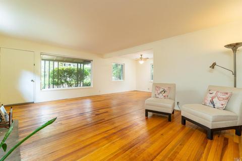 377 Cascade Dr, Fairfax, CA 94930 photo 4