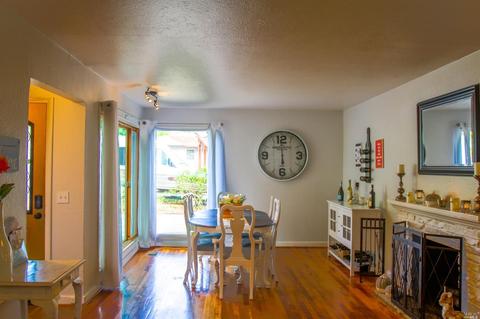 119 Barbara St, Ukiah, CA 95482 photo 4