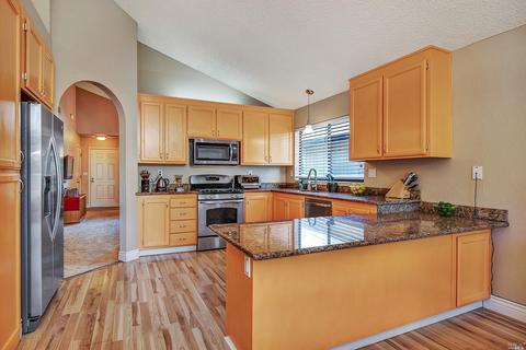 379 Pollard Way, Windsor, CA 95492 photo 9