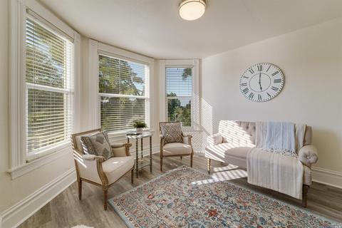130 Ohio St, Vallejo, CA 94590 photo 1
