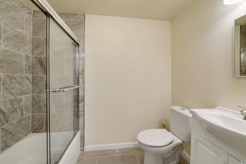 130 Ohio St, Vallejo, CA 94590 photo 17