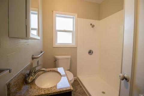 301 14th St, Vallejo, CA 94590 photo 8