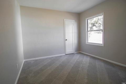 301 14th St, Vallejo, CA 94590 photo 7