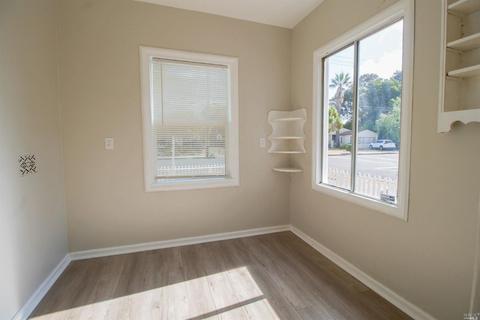 301 14th St, Vallejo, CA 94590 photo 5