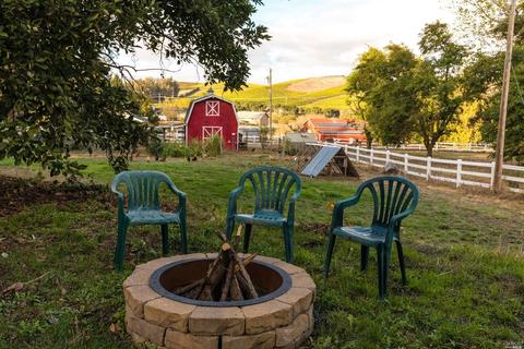 74 Everett Rd, Petaluma, CA 94952 photo 14