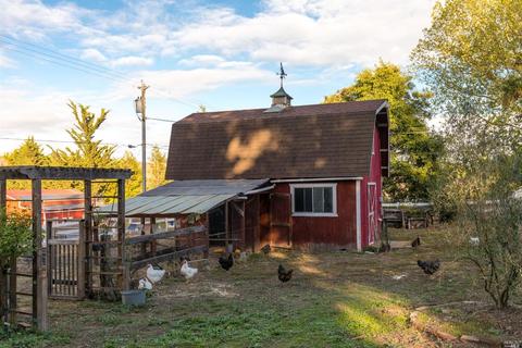 74 Everett Rd, Petaluma, CA 94952 photo 21