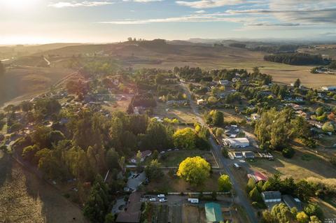 74 Everett Rd, Petaluma, CA 94952 photo 27