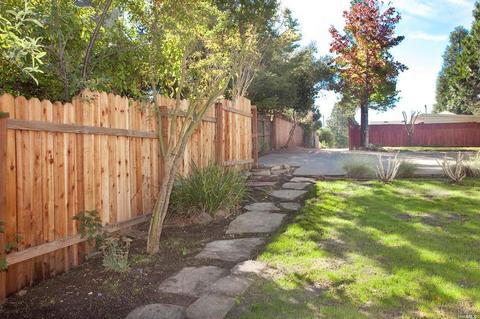 301 A Powell Ave, Healdsburg, CA 95448 photo 11