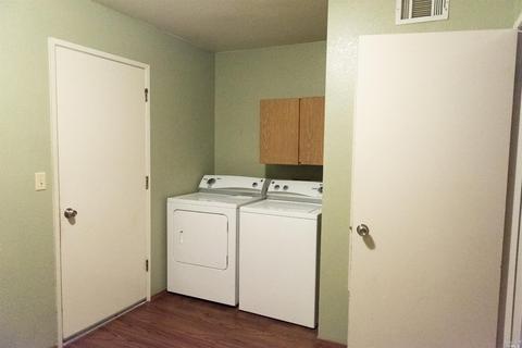2530 Woolner Ave, Fairfield, CA 94533 photo 12