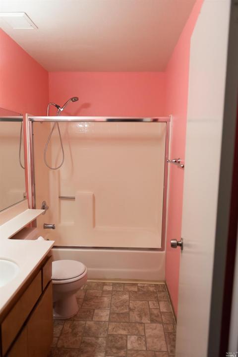 2530 Woolner Ave, Fairfield, CA 94533 photo 11