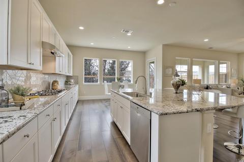 7097 Kylemore Cir, Dublin, CA 94568 photo 8