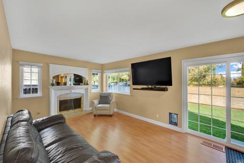 383 Bald Eagle Dr, Vacaville, CA 95688 photo 7