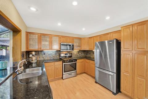 383 Bald Eagle Dr, Vacaville, CA 95688 photo 5