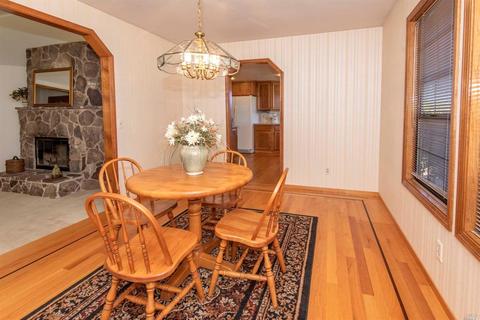 9376 Lakewood Dr, Windsor, CA 95492 photo 16