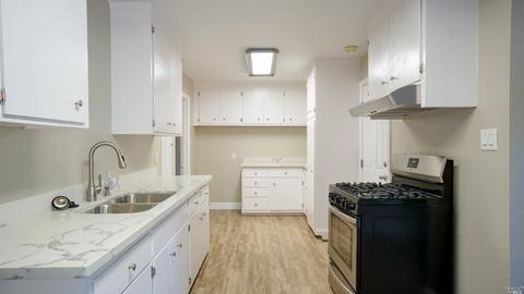 565 Laurel St, Vallejo, CA 94591 photo 5
