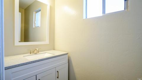 565 Laurel St, Vallejo, CA 94591 photo 16