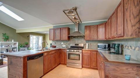 130 Mulberry St, Vallejo, CA 94589 photo 4